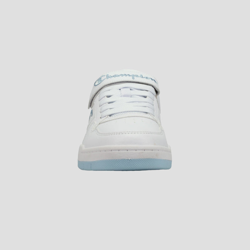 Front view of a white Champion Kids' Arena Power Low sneaker with light blue accents, white laces, and "Champion" in blue script on the tongue strap, isolated on a light gray background.