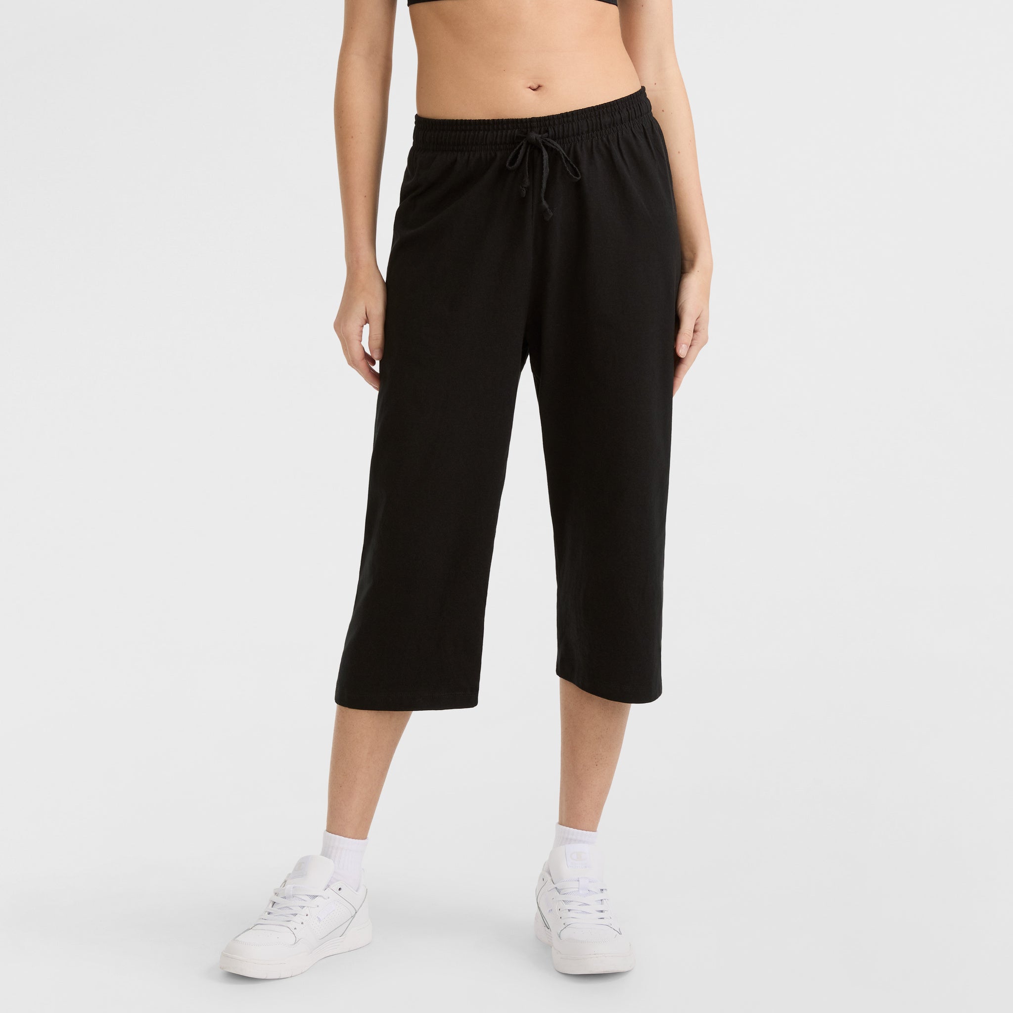 Champion Lightweight Lounge Capri Pants, C Logo in Black