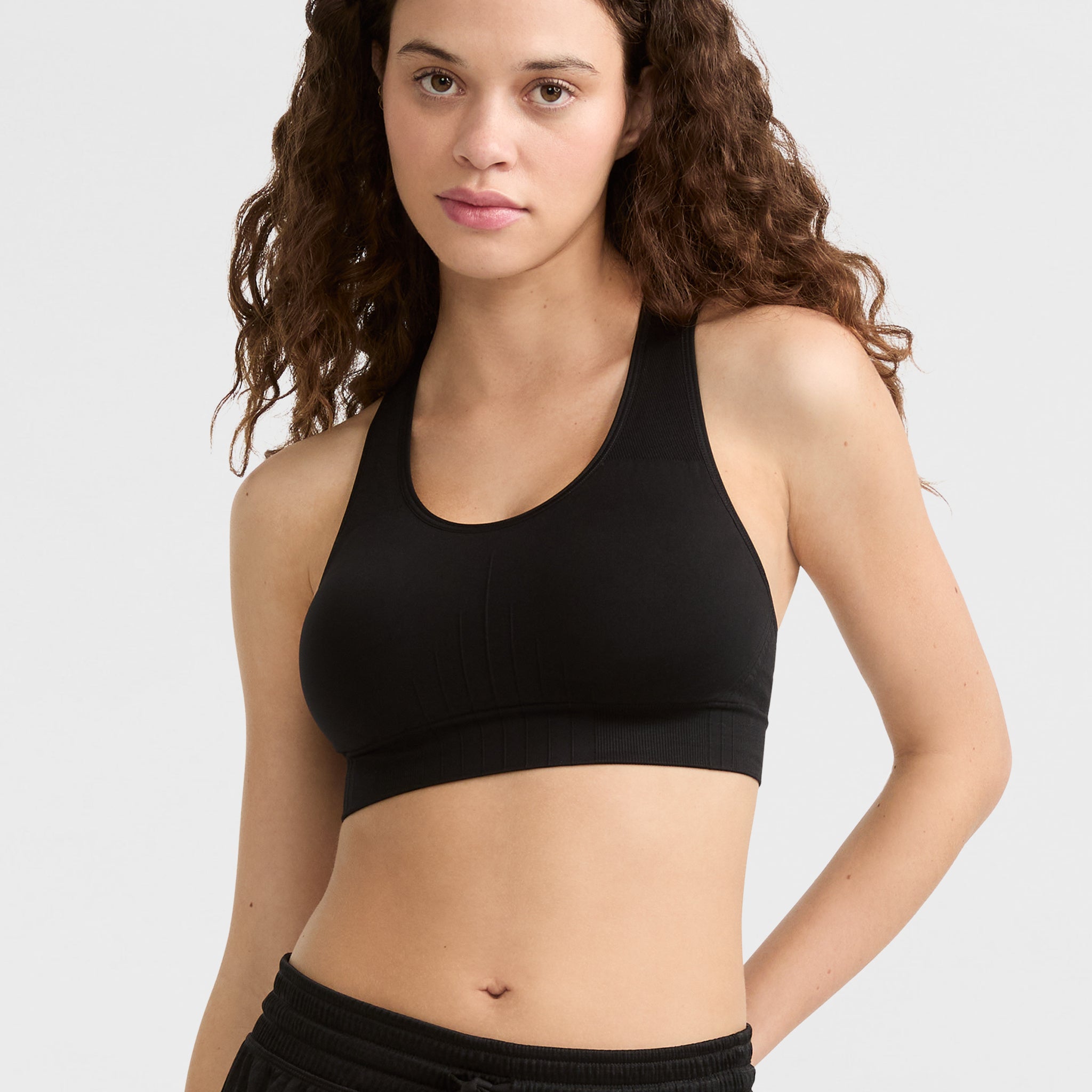 Champion Infinity Racerback Bra, C Logo in Black